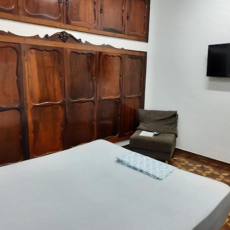 אראקטובה Ritz Hostel מראה חיצוני תמונה