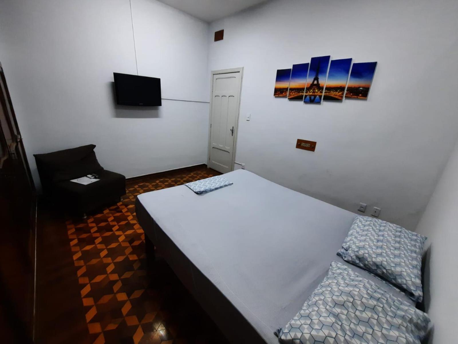 אראקטובה Ritz Hostel מראה חיצוני תמונה